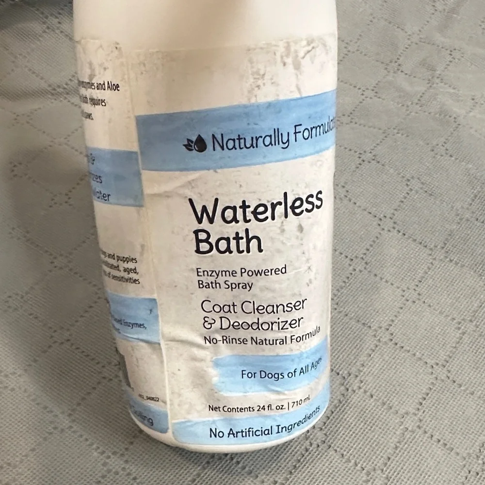 Miracle Care Made in the USA Waterless Bath for Pets Enzyme Powered Bath Spray